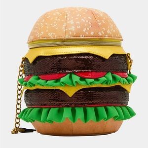 NWOT Betsey Johnson Kitsch Nice Buns Cheeseburger Crossbody